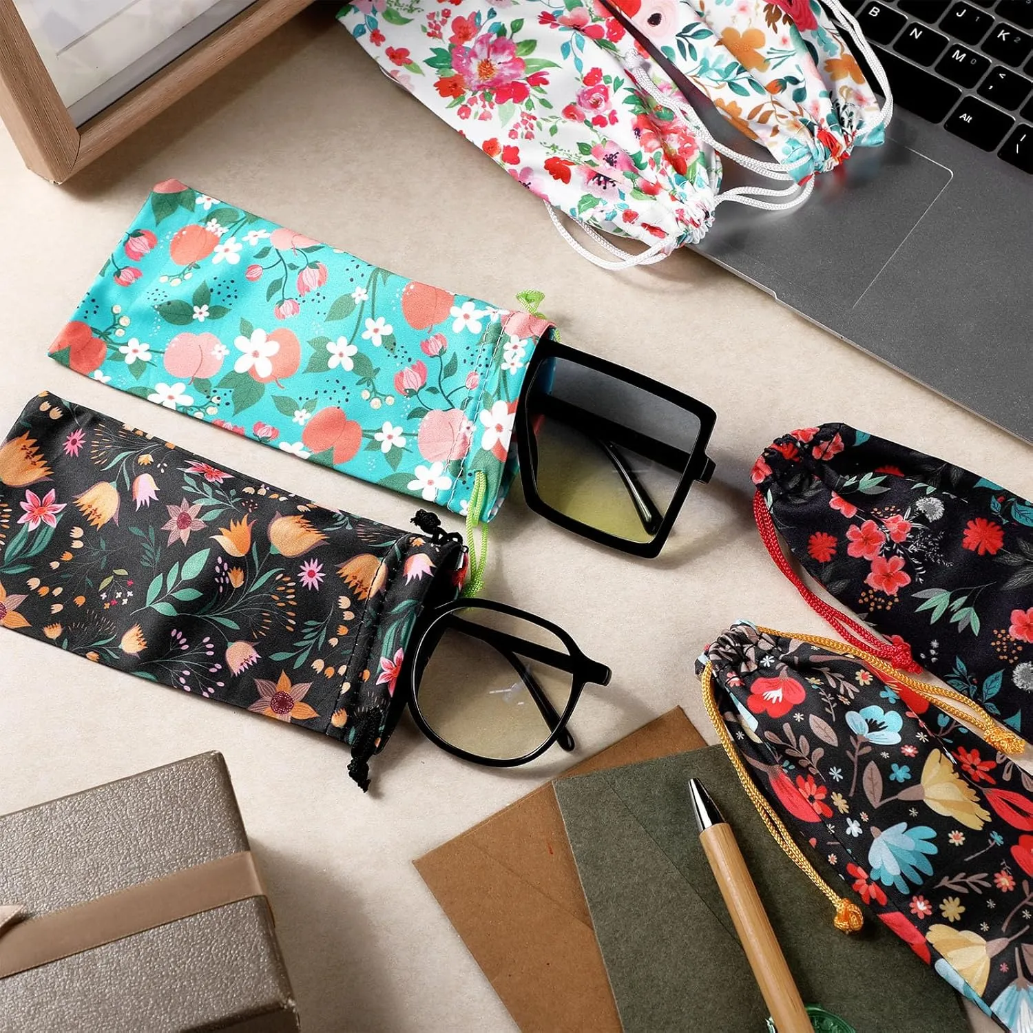 24 Pcs Sunglass Pouch Drawstring Microfiber Sunglasses Case Multicolor Soft Eyeglass Bag