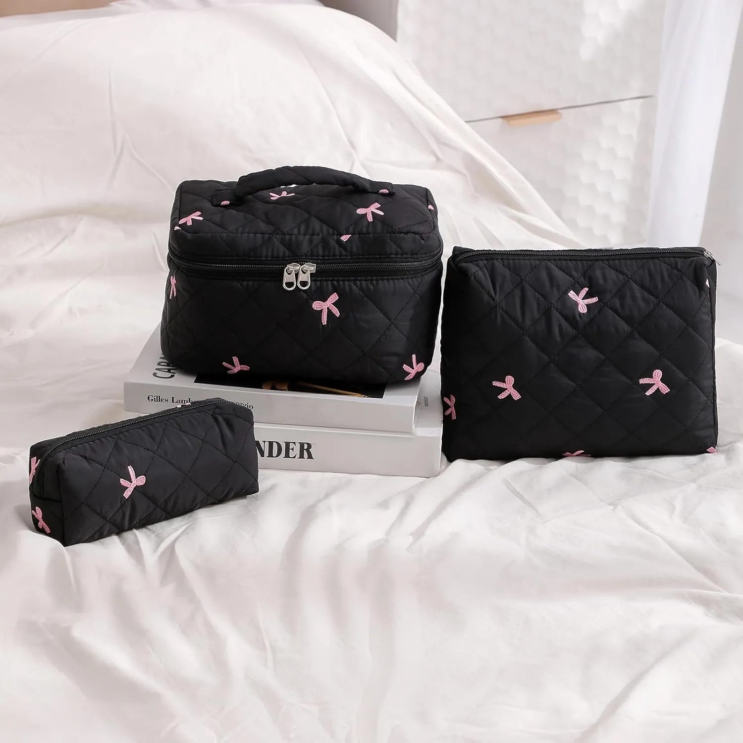 3Pcs Large Cotton Quilted Makeup Bag Set, Cute Coquette Floral Cotton Cosmetic Bag with Bows, Aesthetic Travel Organized Toiletry Bags for Women Girls（05Black Bows）