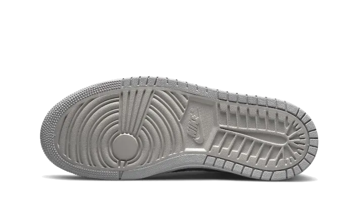 Air Jordan 1 Zoom CMFT Metallic Silver