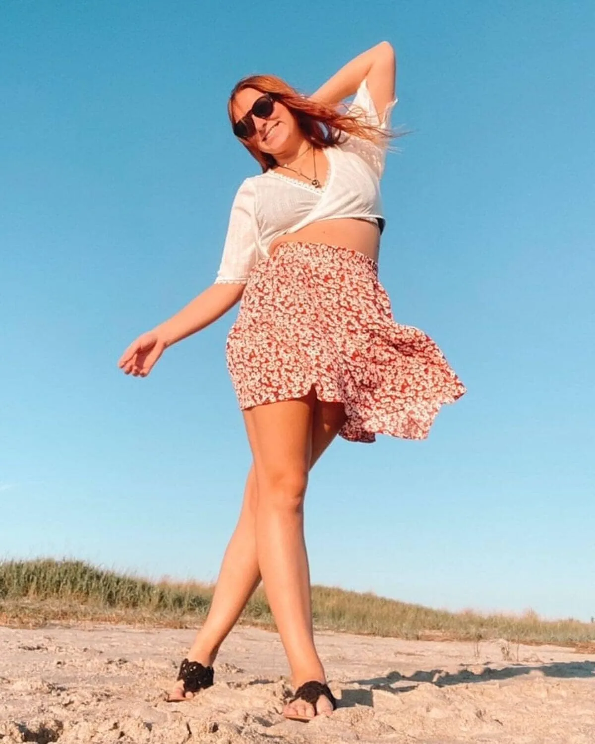 Alelly Women's Summer Cute High Waist Ruffle Skirt Floral Print Swing Beach Mini Skirt