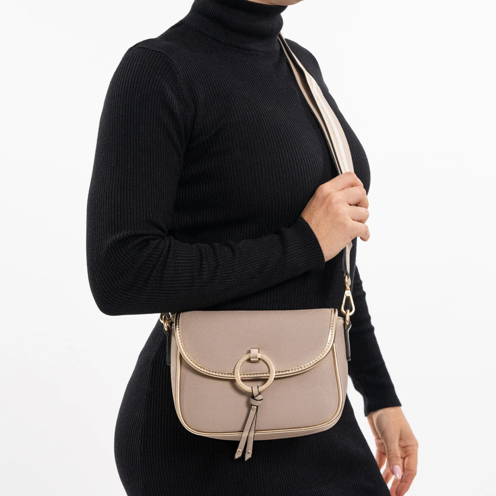 Bella Crossbody