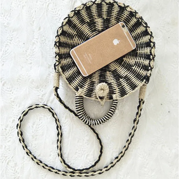 Chic Handmade Rattan woven Round Handbag Vintage Retro Straw Knitted Messenger Bag Lady Handbag Summer Beach Tote Circle Bag