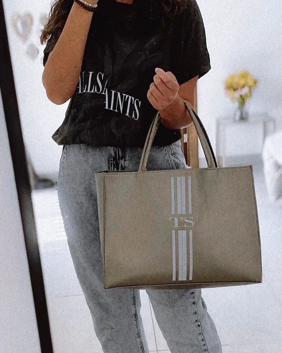DAILY TOTE