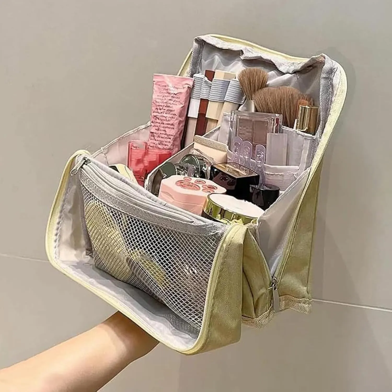 Doresty Makeup Bag, Multi-Purpose Large Capacity Oxford Cloth Standing Makeup Bag, Parallel Traveler Make-up Bags Fold Down, Toiletry Bags with Compartments for Traveling Women (G1)