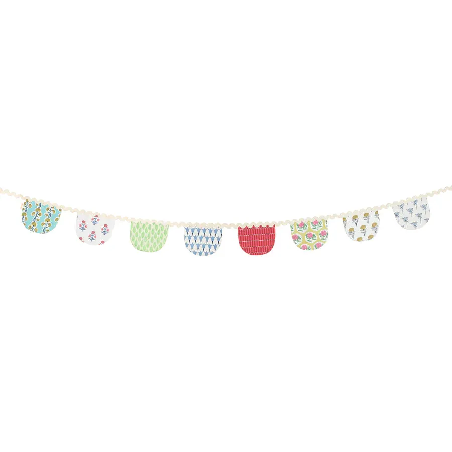 Fabric Garland || Molly Mahon & Meri Meri