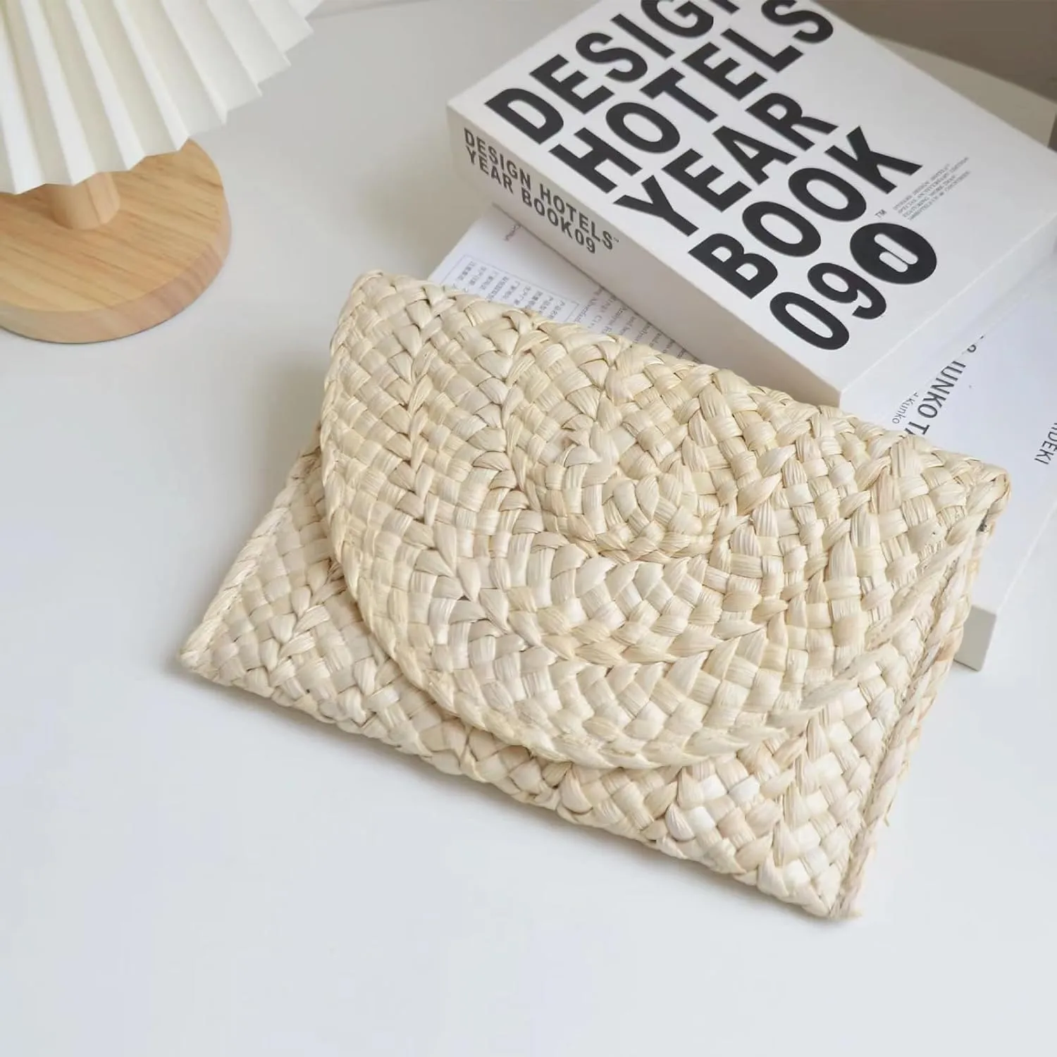 Fozehlad Straw Clutch Purse for Women, Woven Beach Straw Bags for Summer,Rattan Clutch For Girl Vacation