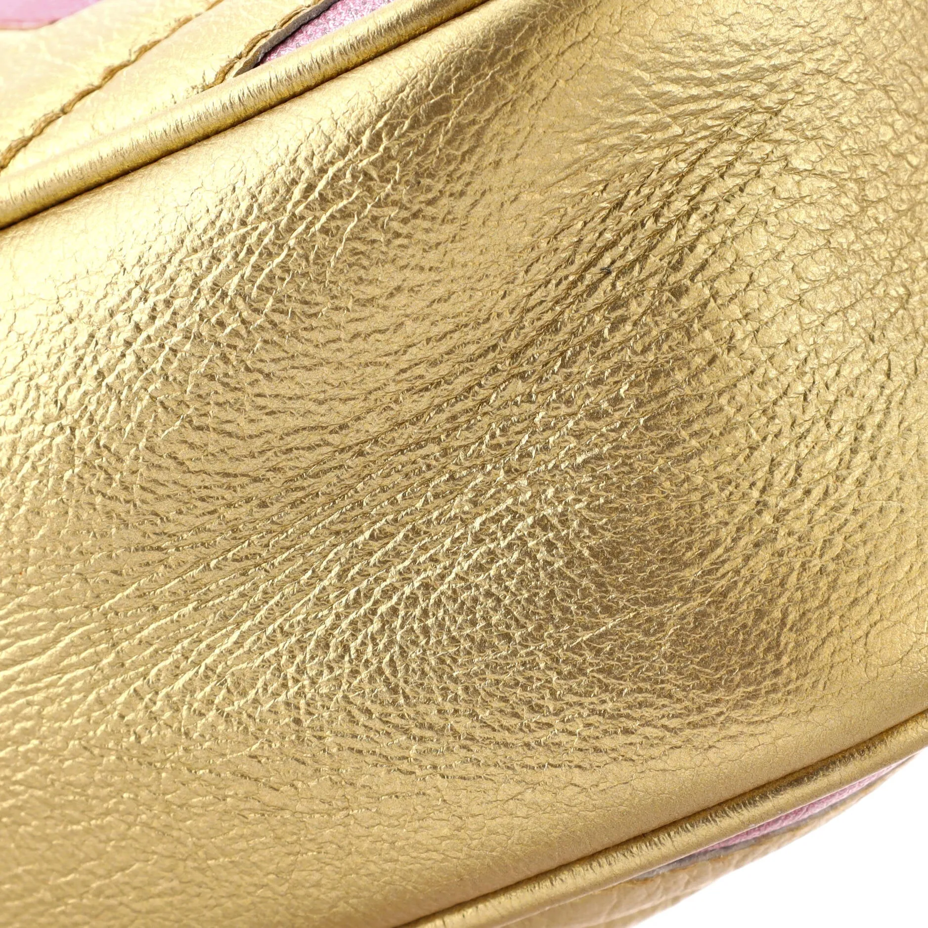 GG Marmont Shoulder Bag Matelasse Leather Small