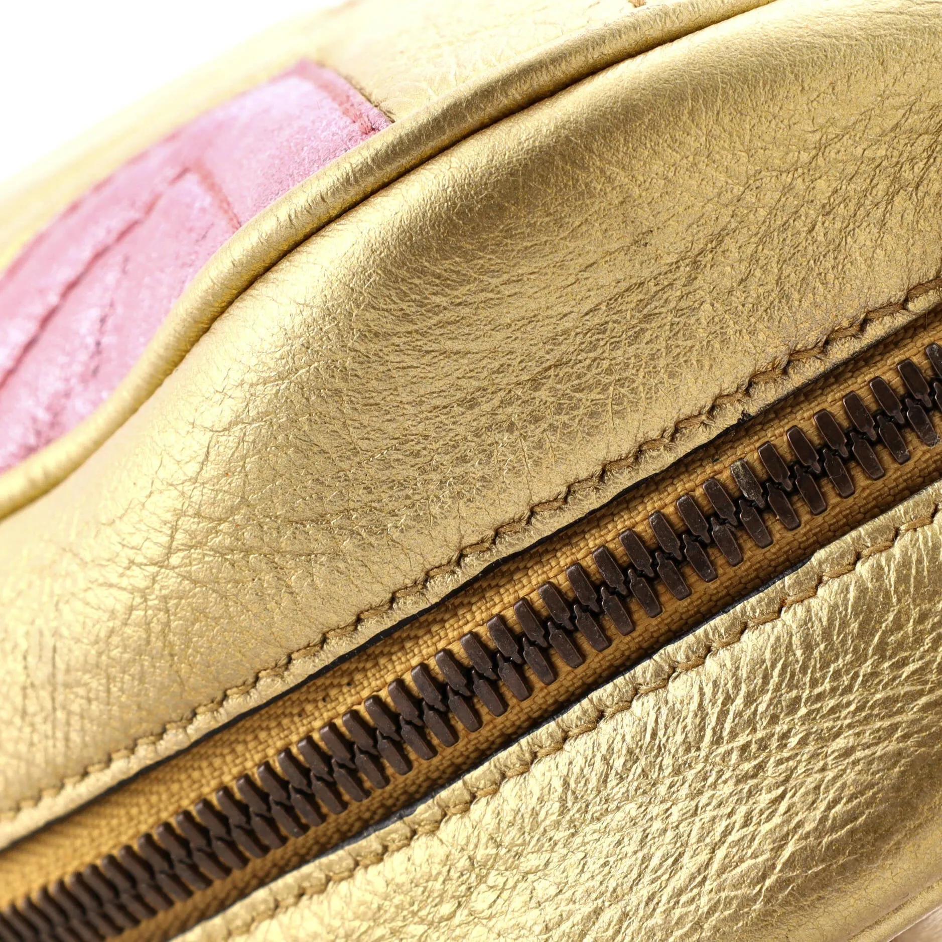 GG Marmont Shoulder Bag Matelasse Leather Small
