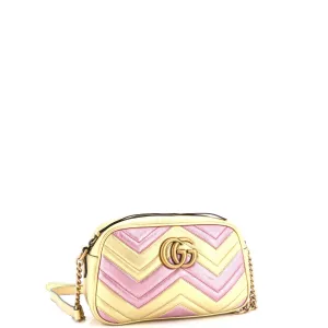 GG Marmont Shoulder Bag Matelasse Leather Small
