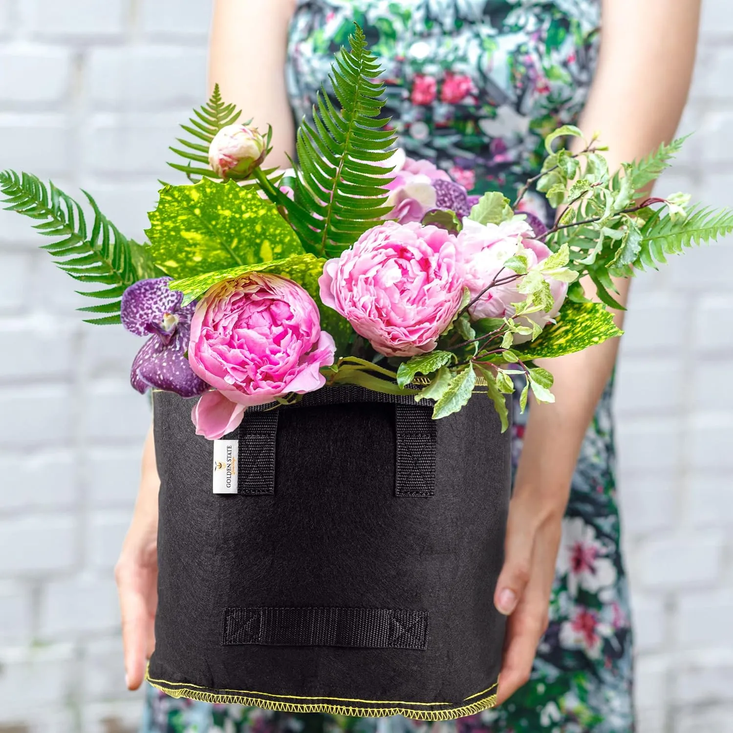 Grow Bags: 5-Pack (Size: 25 Gallon): 300gsm Black Felt Fabric w/Yellow Stitch, Biodegradable and eco-Friendly Material. (Handles   Dumping Handles-pat.Pend).