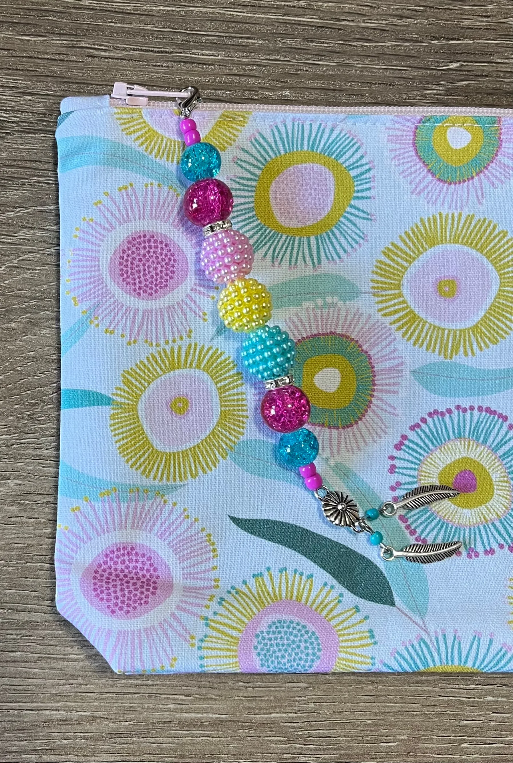 Gum Blossom Pouch with boxed bottom - 20cm x 14cm with Zipper Charm