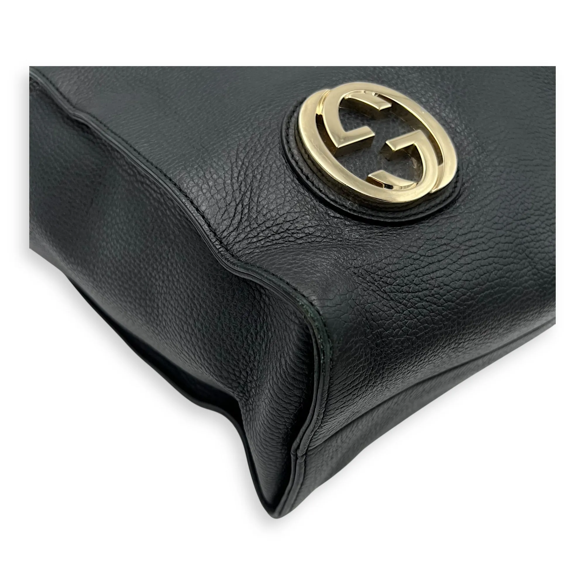 Interlocking G Tote Bag Black in Calfskin, Gold hardware