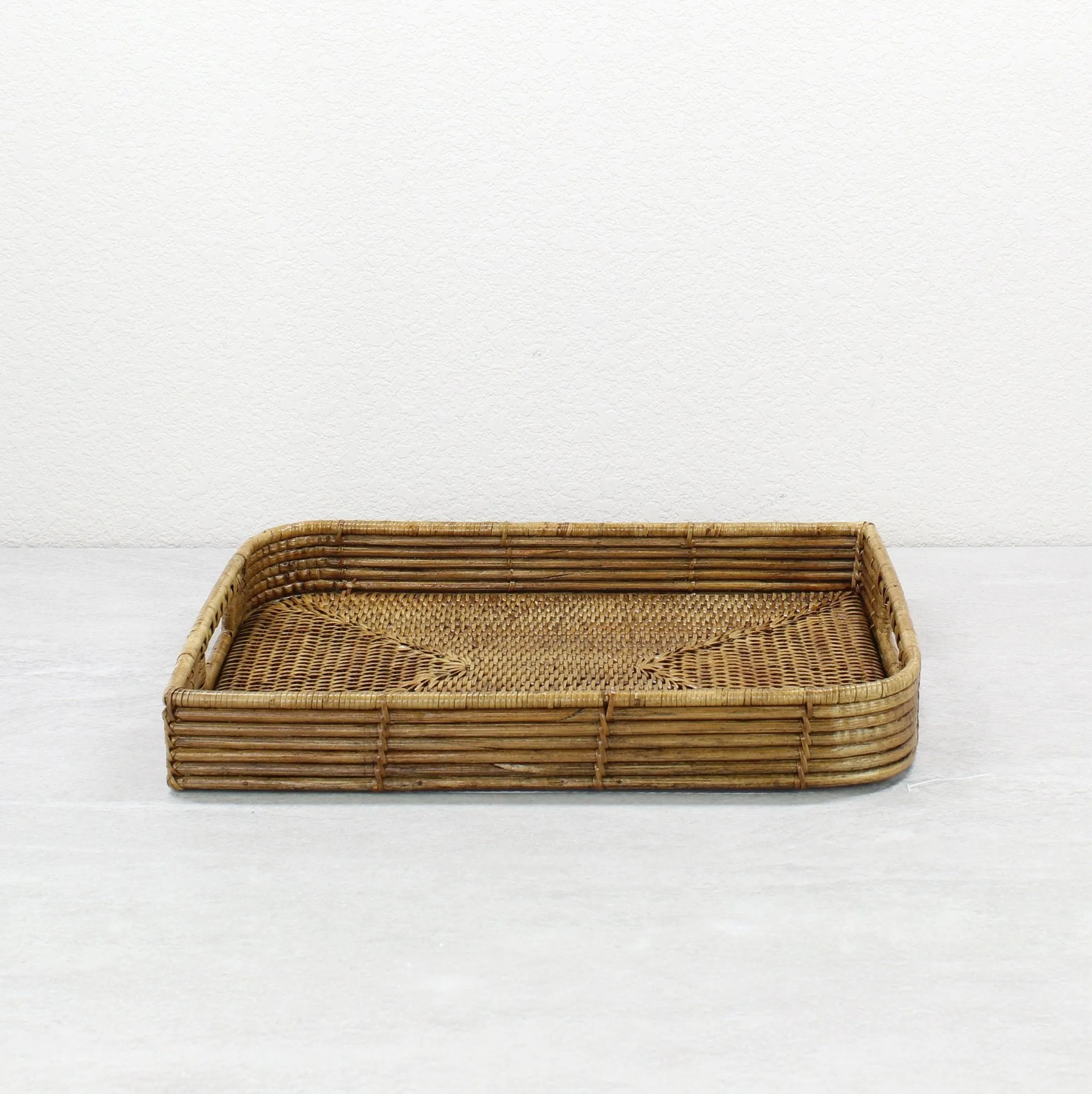 Leaf Shaped Mixed Textures Rattan Tray with Handles – Coffee Table Decor