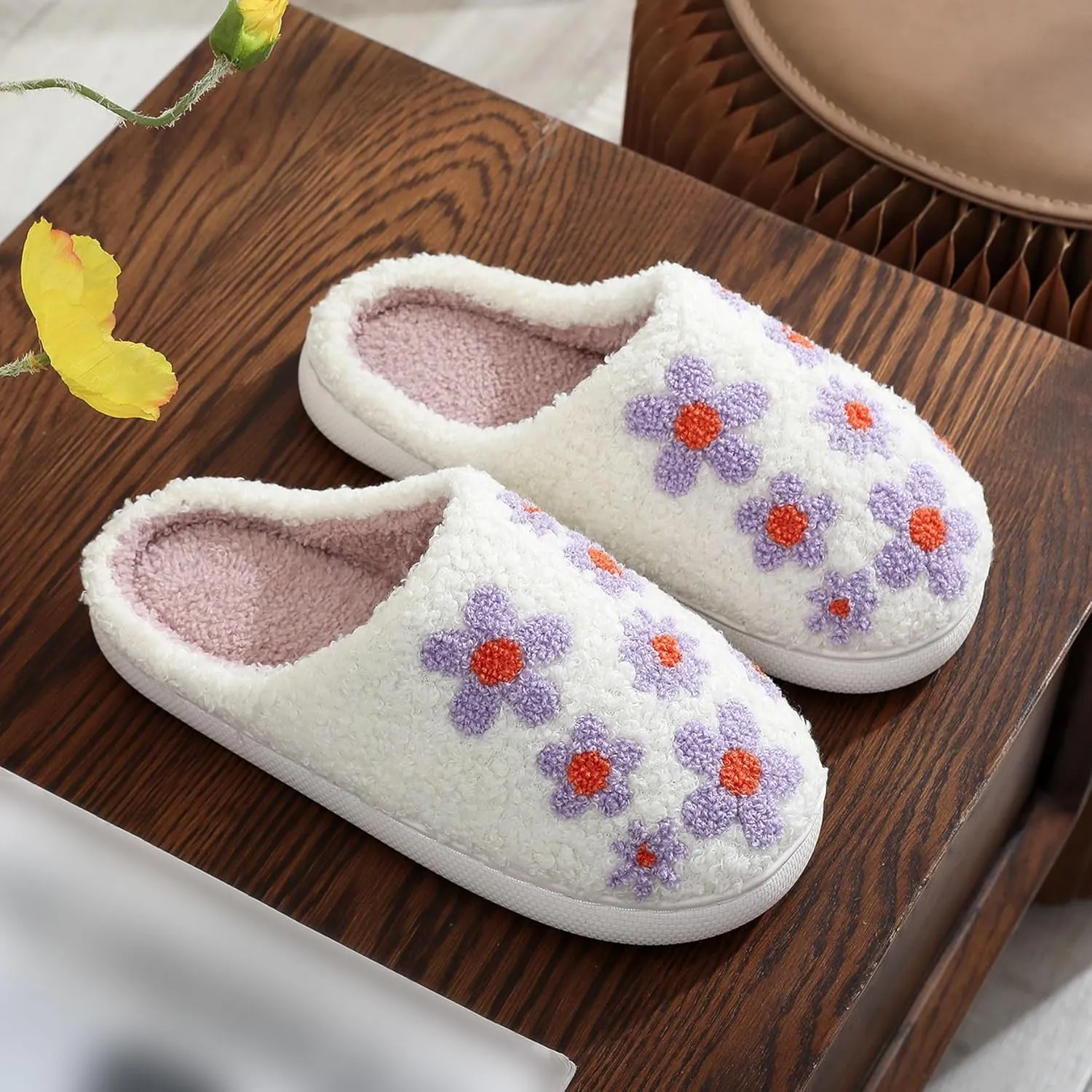 LNERIP Animal Slippers Fruit Slippers Plant Slippers Various Cartoon Patterns Fluffy Soft Memory Foam Retro Indoor Outdoor Home Couple Shoes