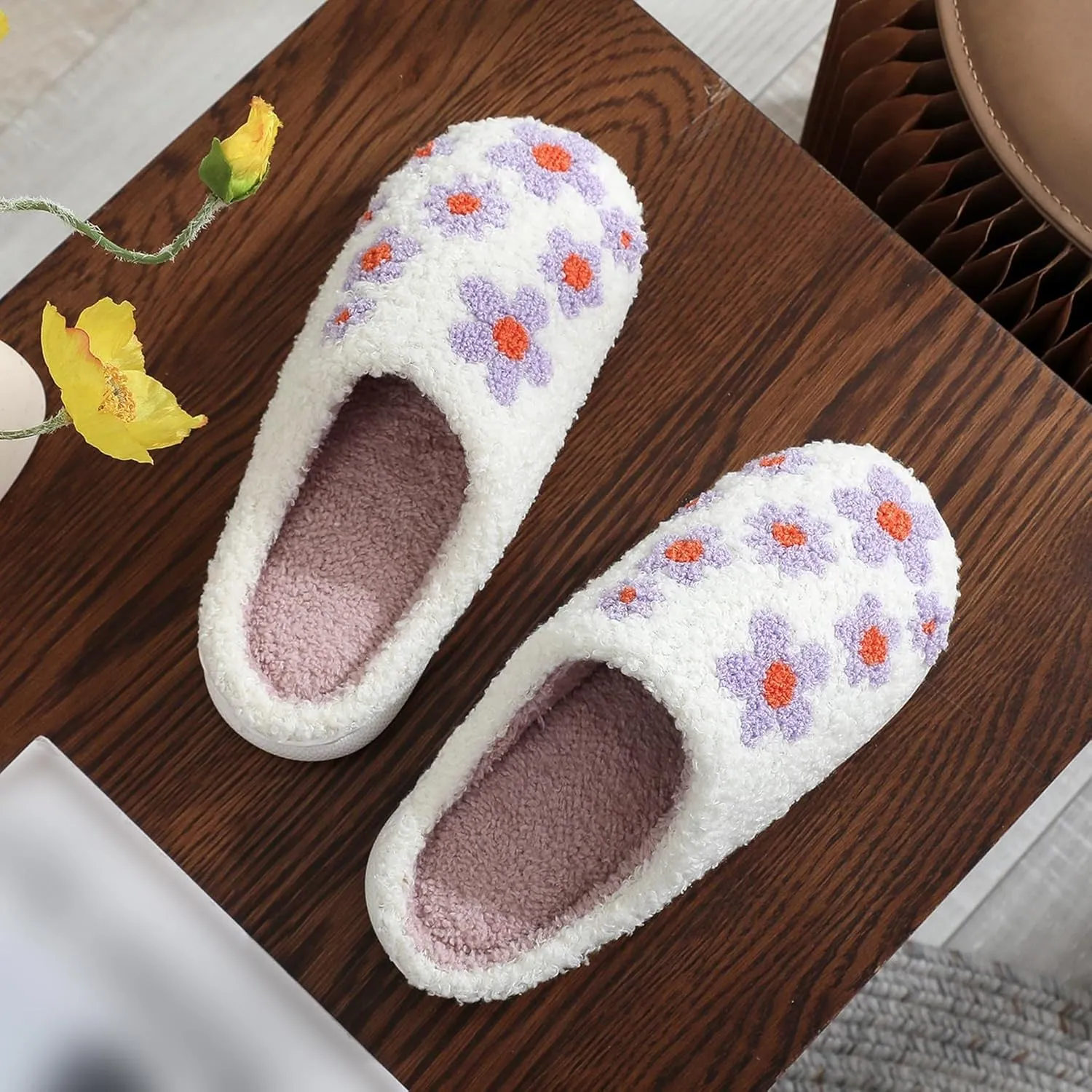 LNERIP Animal Slippers Fruit Slippers Plant Slippers Various Cartoon Patterns Fluffy Soft Memory Foam Retro Indoor Outdoor Home Couple Shoes