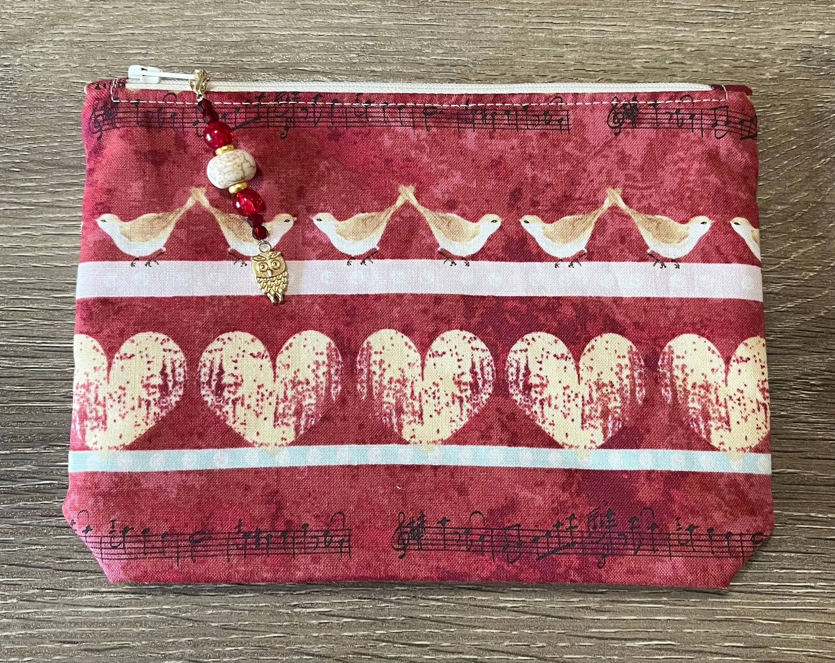 Love Birds with boxed bottom - 19.5cm x 14cm with Zipper Charm
