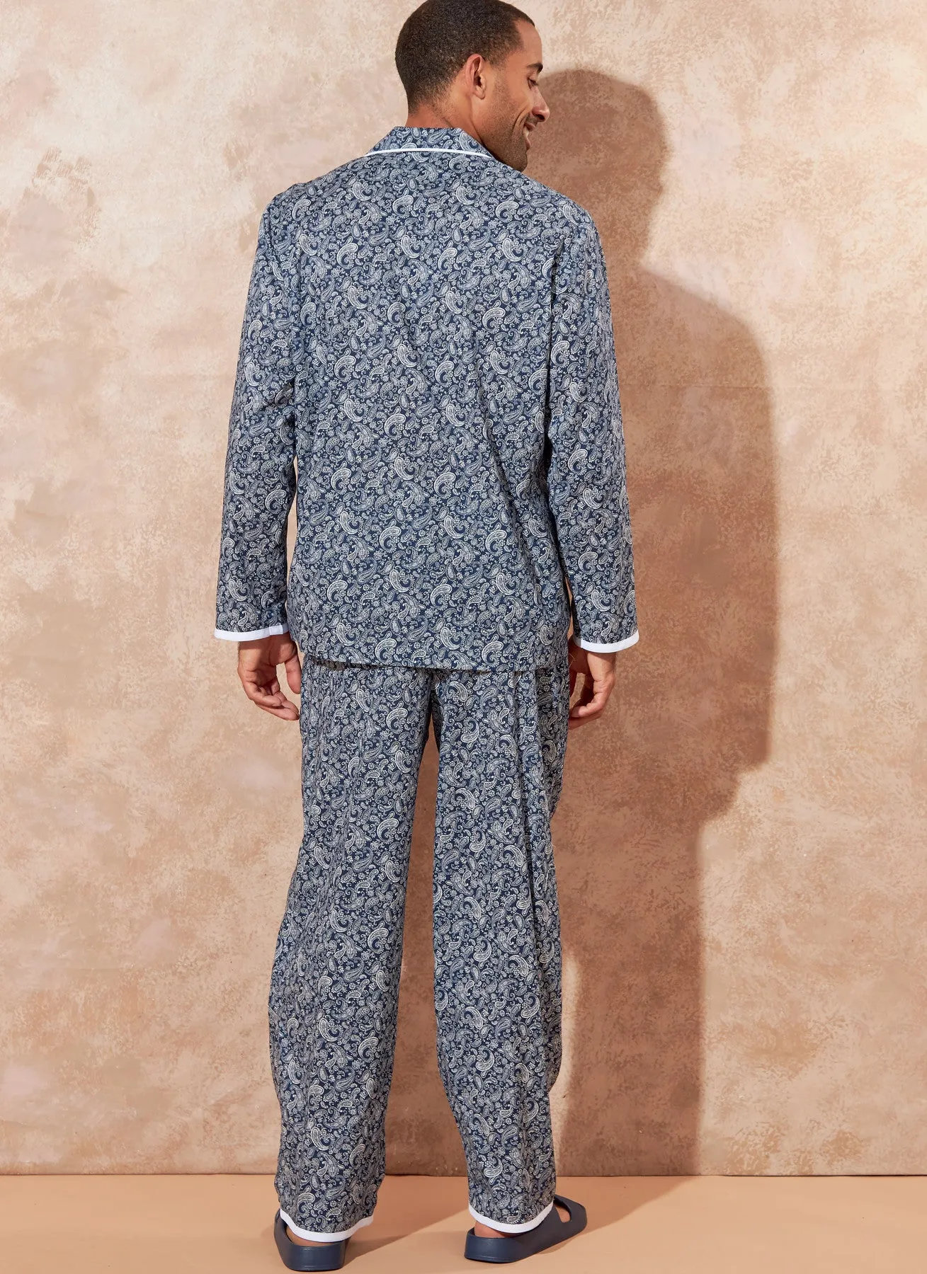 Men’s Pajamas Sewing Pattern Sewing Pattern M8262