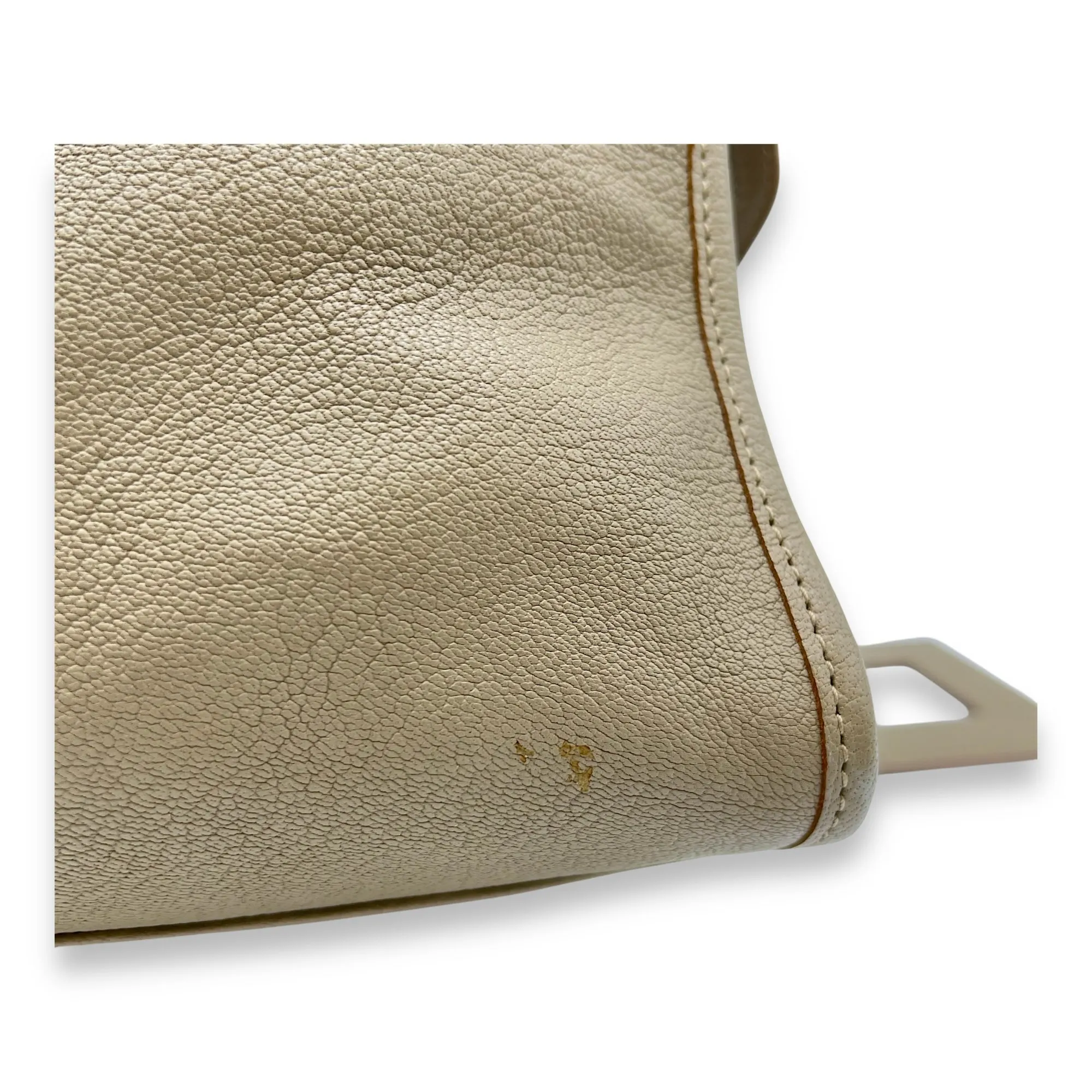 Metallic Edge Shoulder Bag Medium Beige in Calfskin, Silver hardware