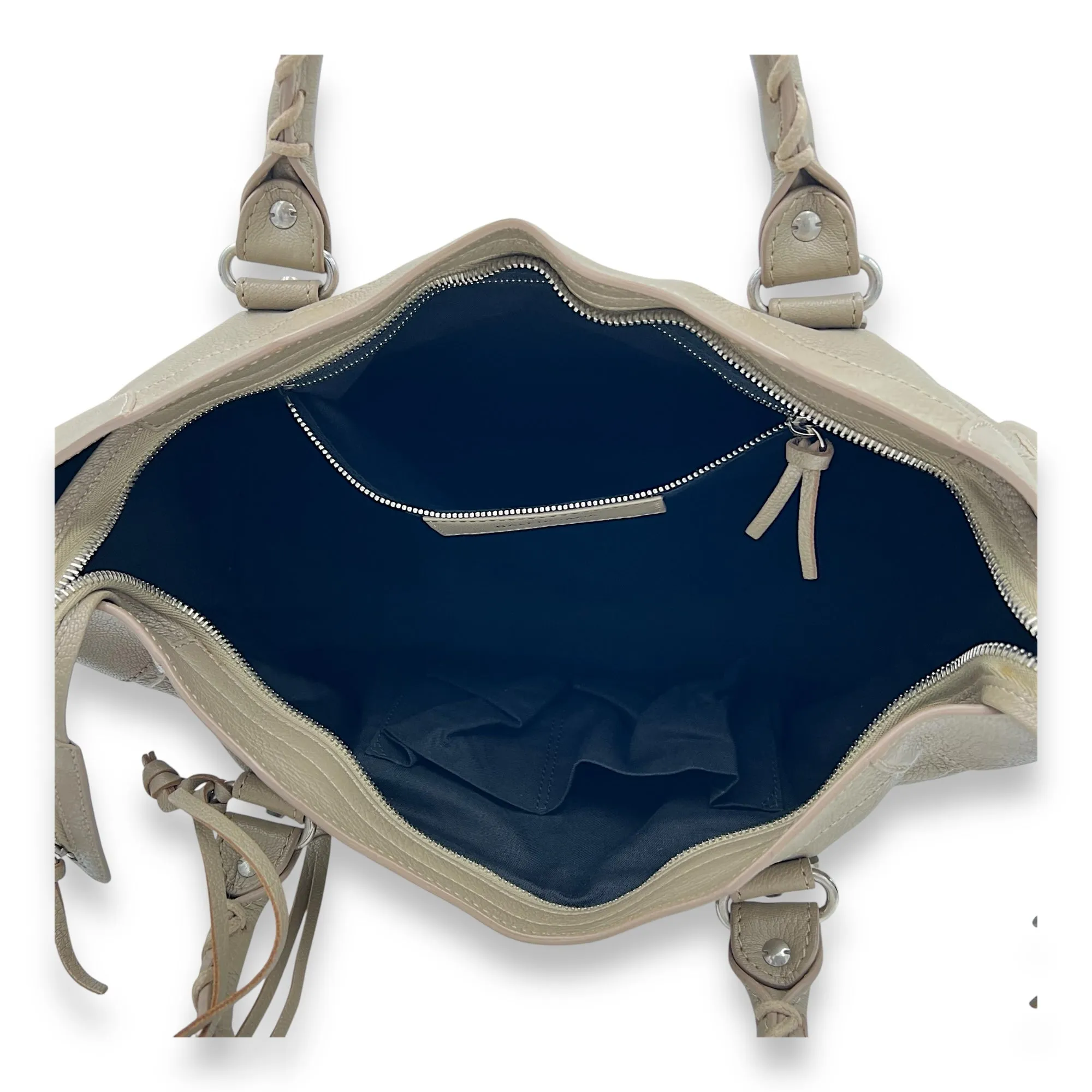 Metallic Edge Shoulder Bag Medium Beige in Calfskin, Silver hardware