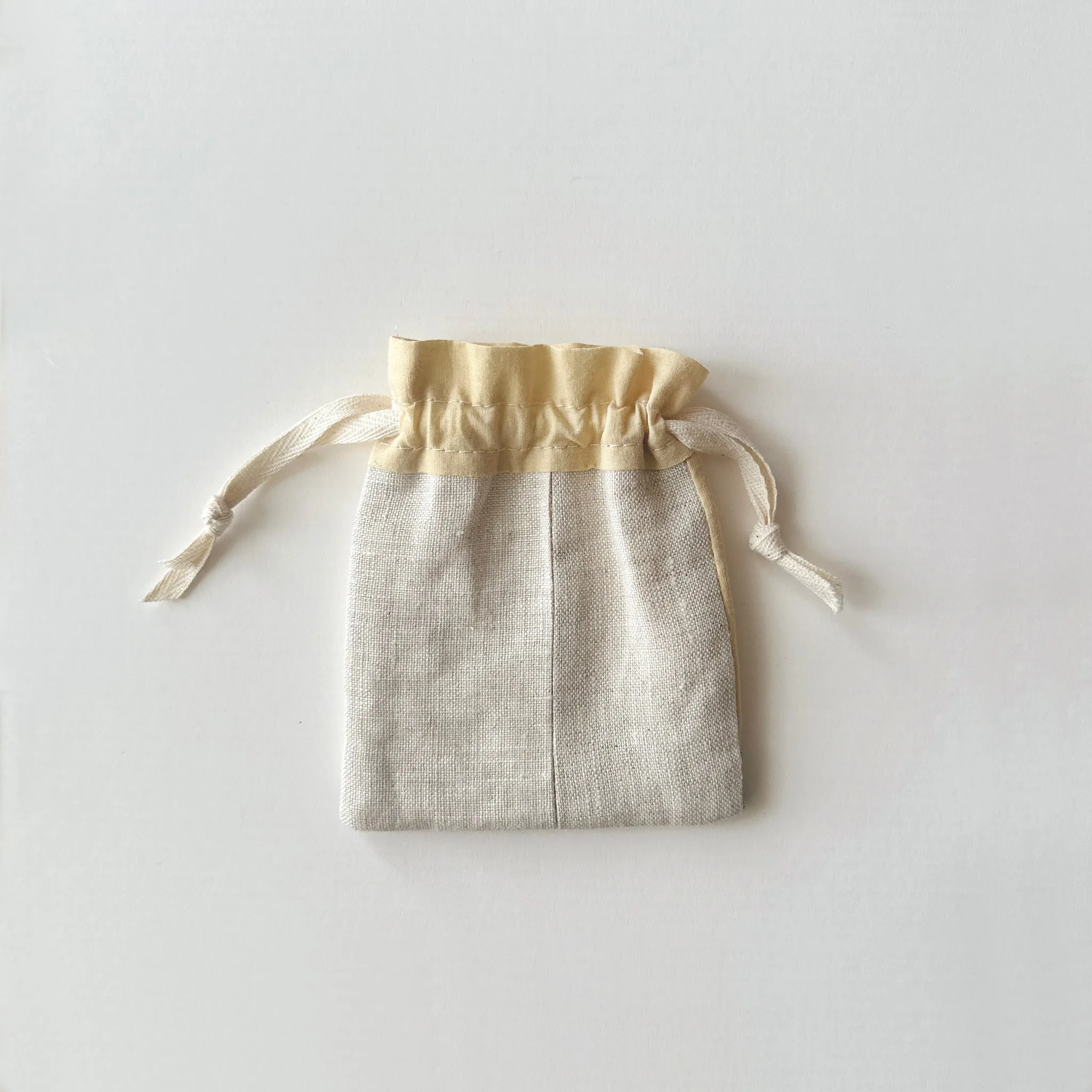 Mini drawstring pouch