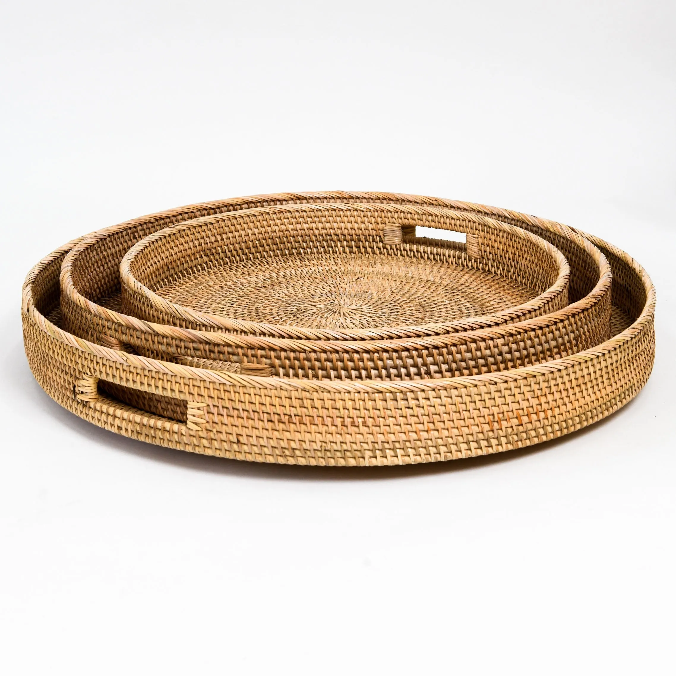 NATURAL ROUND RATTAN TRAY | 30CM