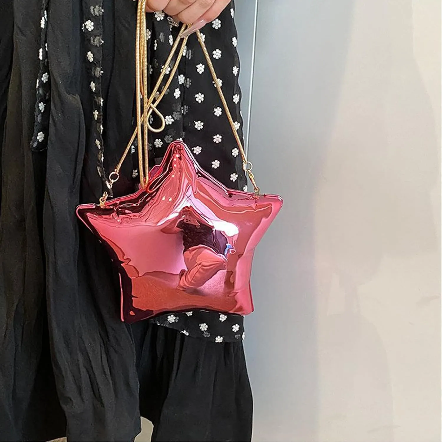NELSBREXWomen's AcrylicStar Chain Y2k Crossbody Bag Metallic Design Evening Clutch Party Purse Handbag for Party Wedding Gift