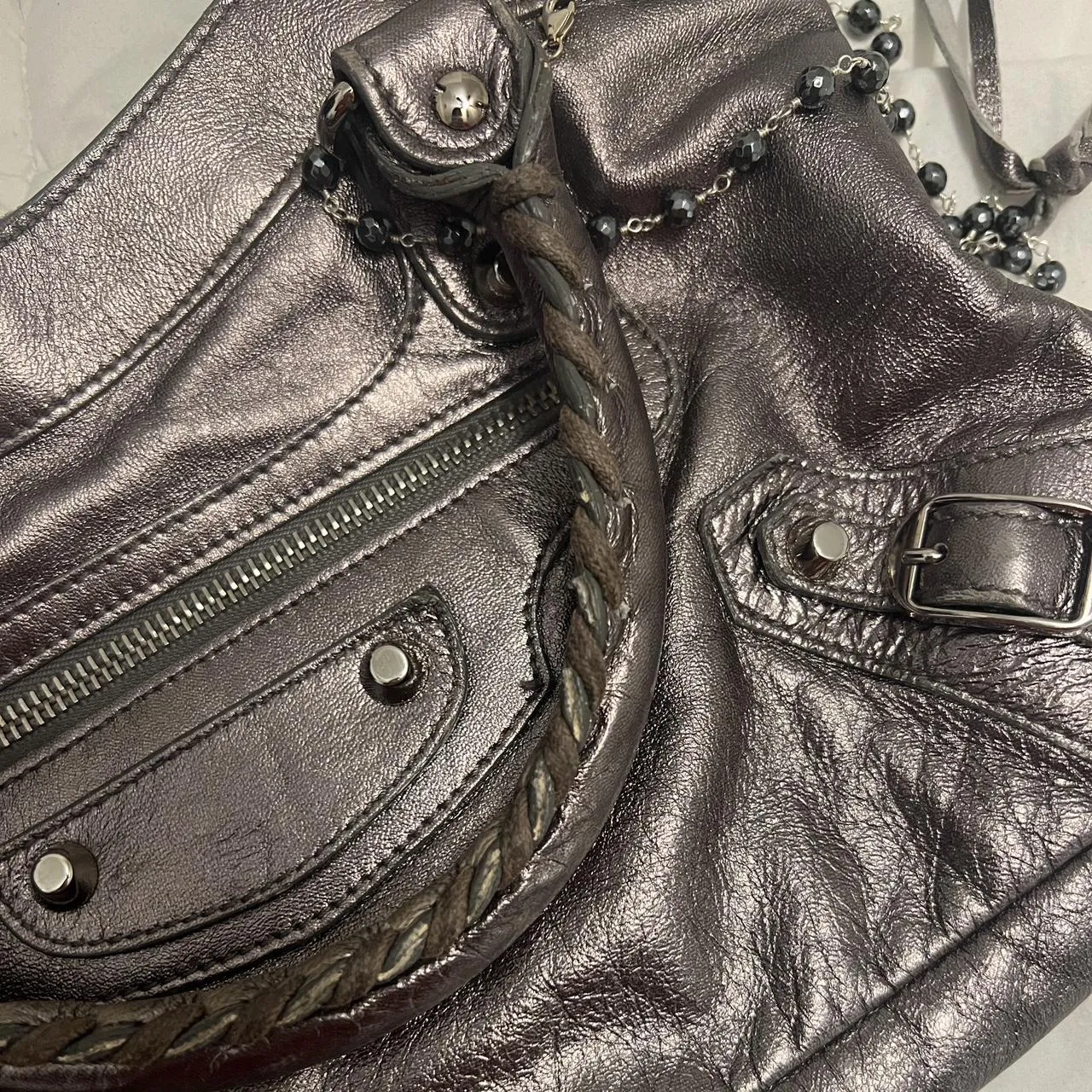 🩷🍒Preowned RARE BALENCIAGA METALLIC SILVER CITY BAG🩷🍒