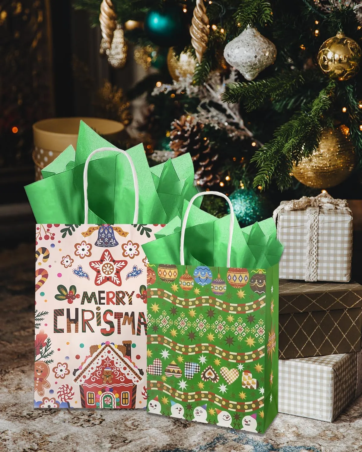 qiqee Christmas Paper Gift Bags with Tissue Paper Handles Assorted Sizes 30PCS Merry Christmas Bags(10pcs Large 12", 10pcs Medium 11", 10pcs Small 8"，60pcs Tissue Paper)