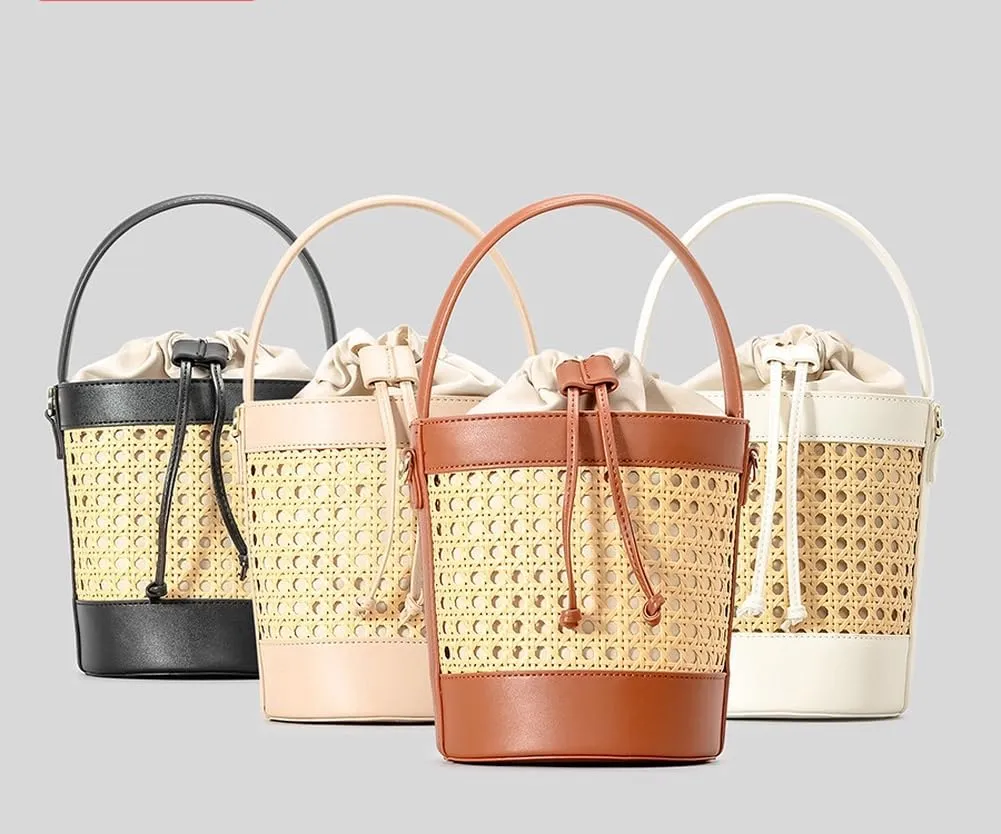 Rattan Bucket Bag for Women Straw Beach Bag Drawstring Crossbody Purse PU Leather Summer Shoulder Tote Bag Cute Hobo Bags