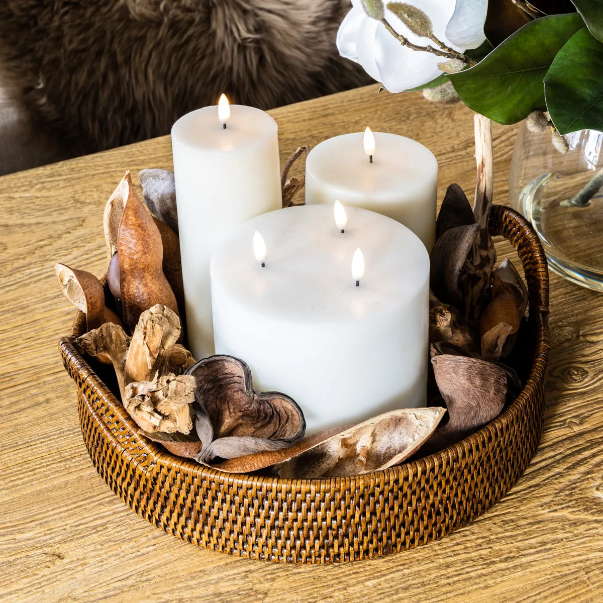 Rattan Trays Round With Handle Brown