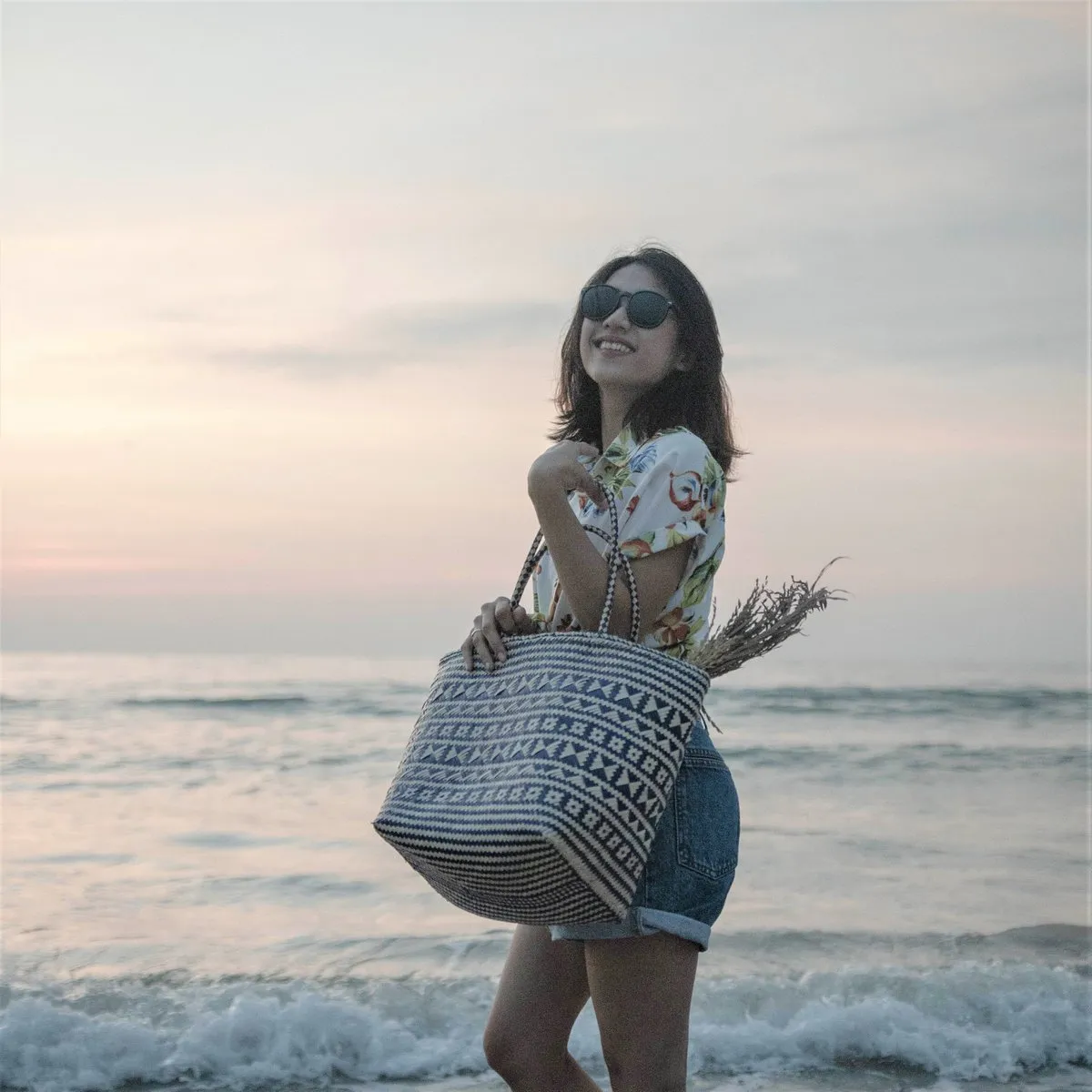 Rootz  Blue Shopping Bag | Beach Bag | Tote Bag KIDUL made of Rattan