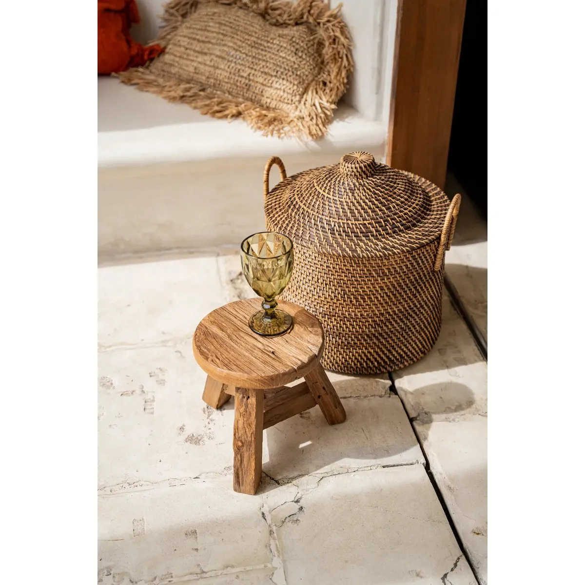 Rootz Colonial Storage Basket - Rattan Basket - Decorative Bin - Easy Mobility - 40cm x 39cm x 40cm