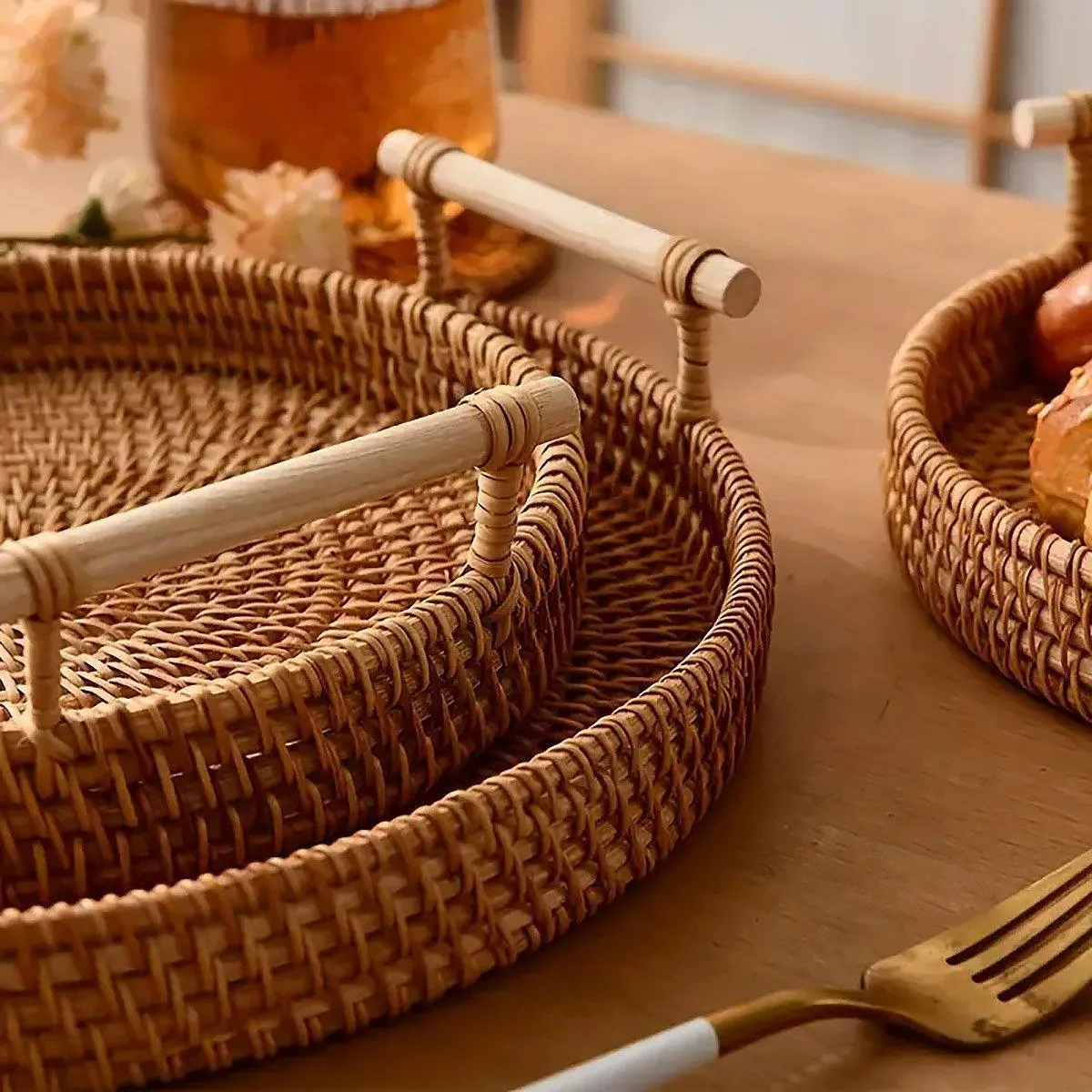 Round Rattan Hand Woven Storage Basket Bread Fruit Serving Tray Kitchen Container