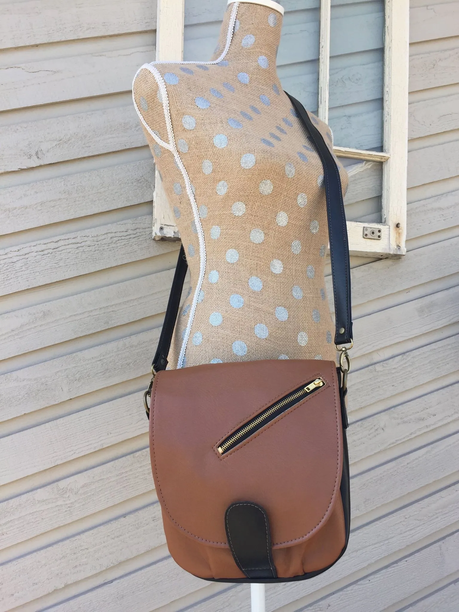 Sandra Saddle Bag