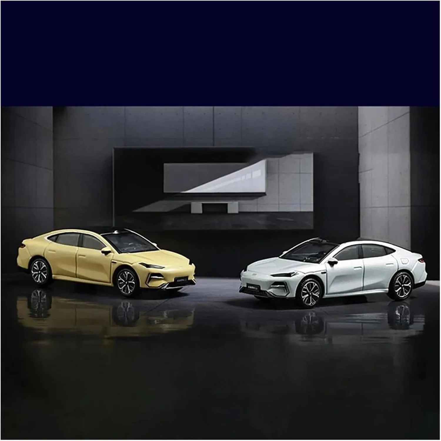 Sports car Metal Model Die-cast 1:64 Scale for Geely Galaxy E8 Alloy Car Model Commemorative Collection Boy Hobby Pocket Static Display for Home Décor(Silver)