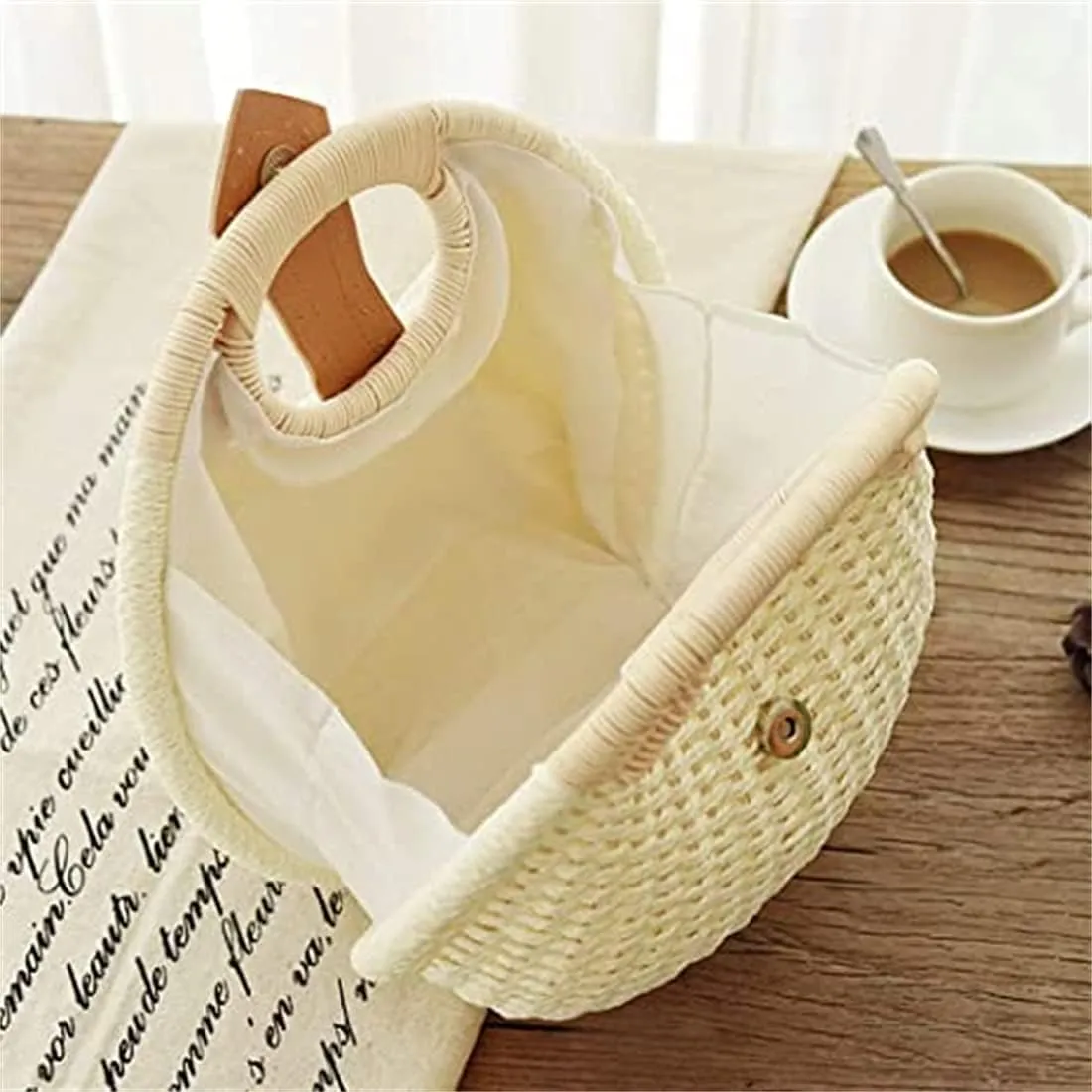 Straw Bags for Women,Hand-woven Straw Shell Bag Handle Ring Tote Retro Summer Beach Rattan bag.