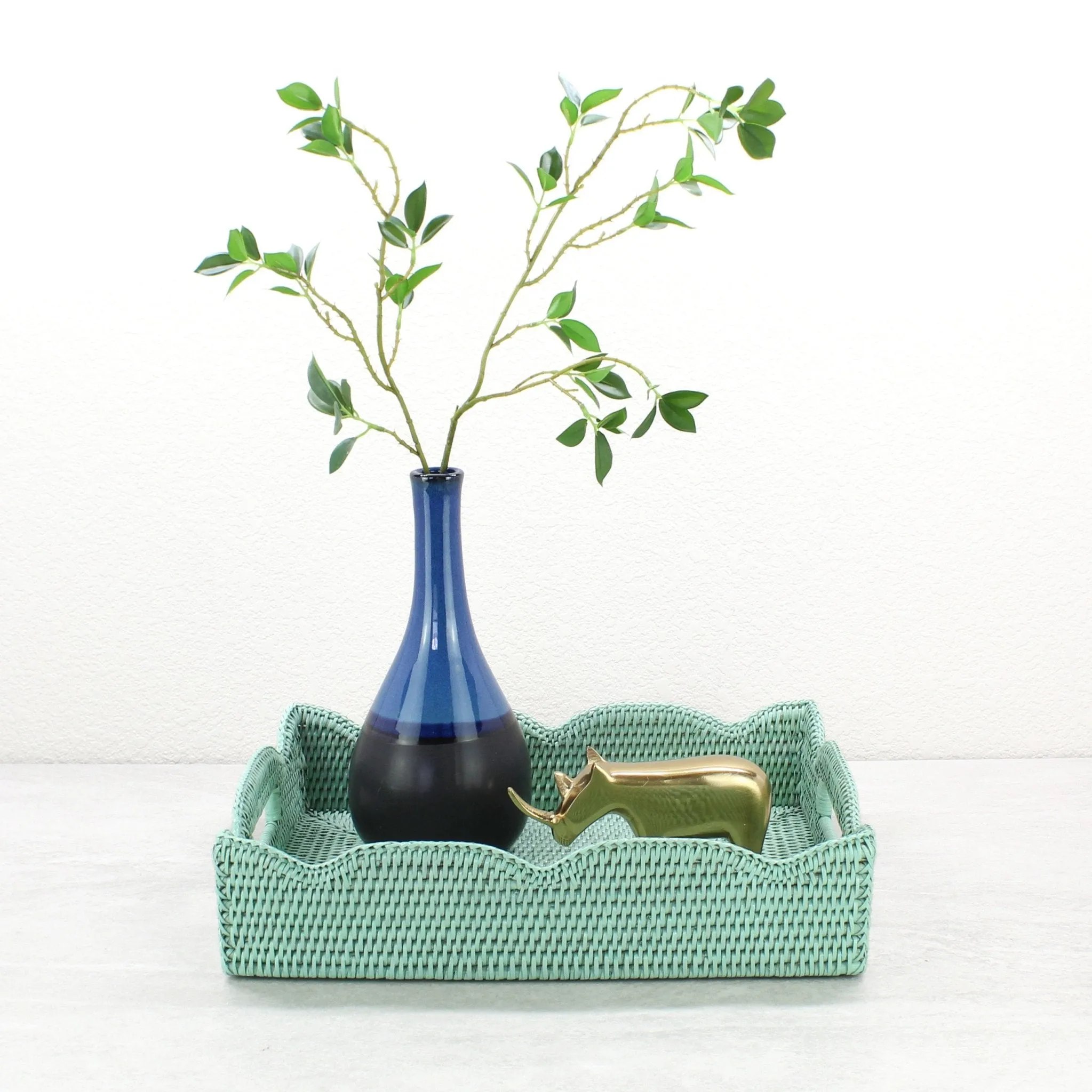 Waved Edge Rattan Tray with Handles-Medium