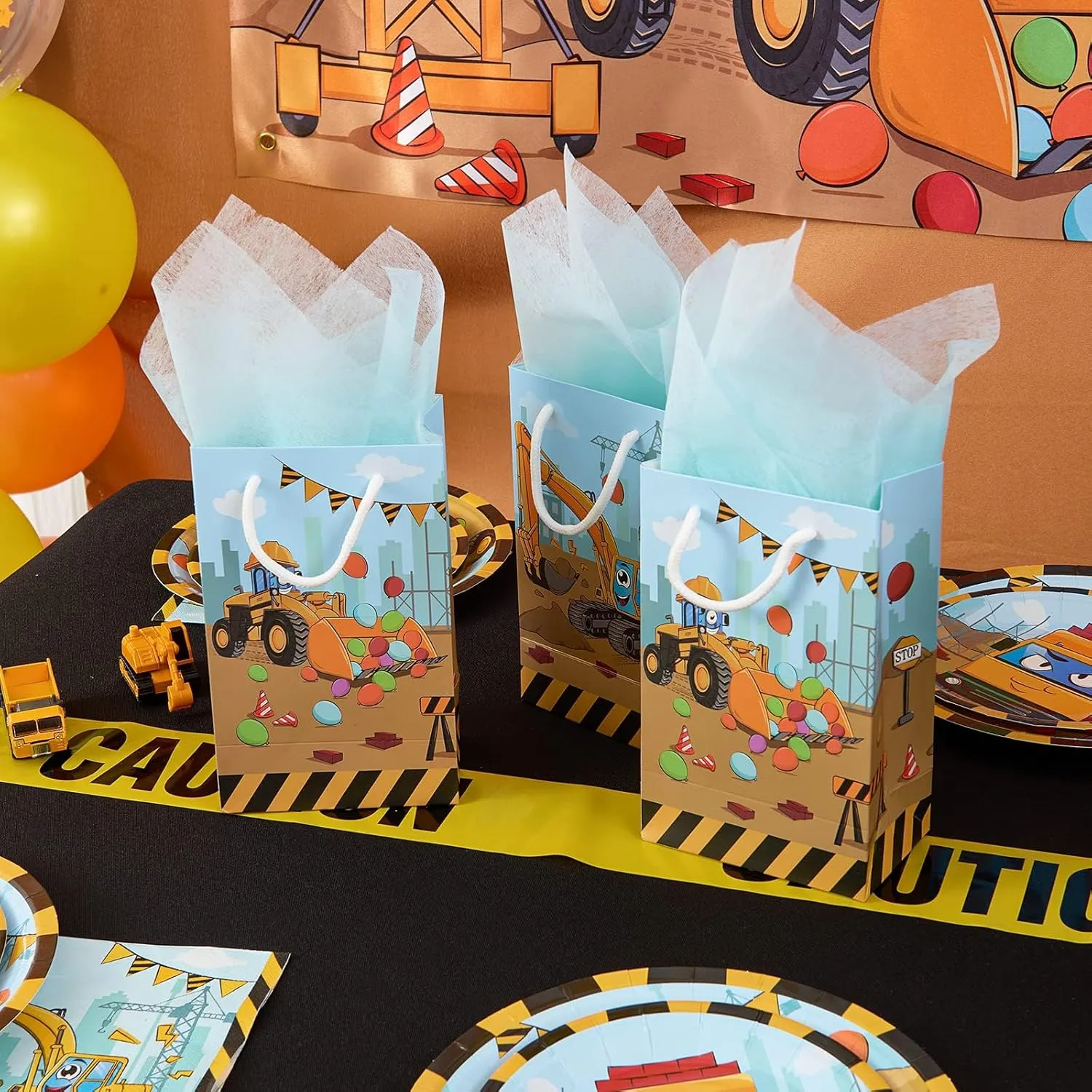 WERNNSAI 16PCS Construction Party Favor Bags - Construction Theme Birthday Party Bags for Boys Truck Vehicle Goodie Gift Bags Construction Party Supplies Birthday Baby Shower Party Bags with Handles