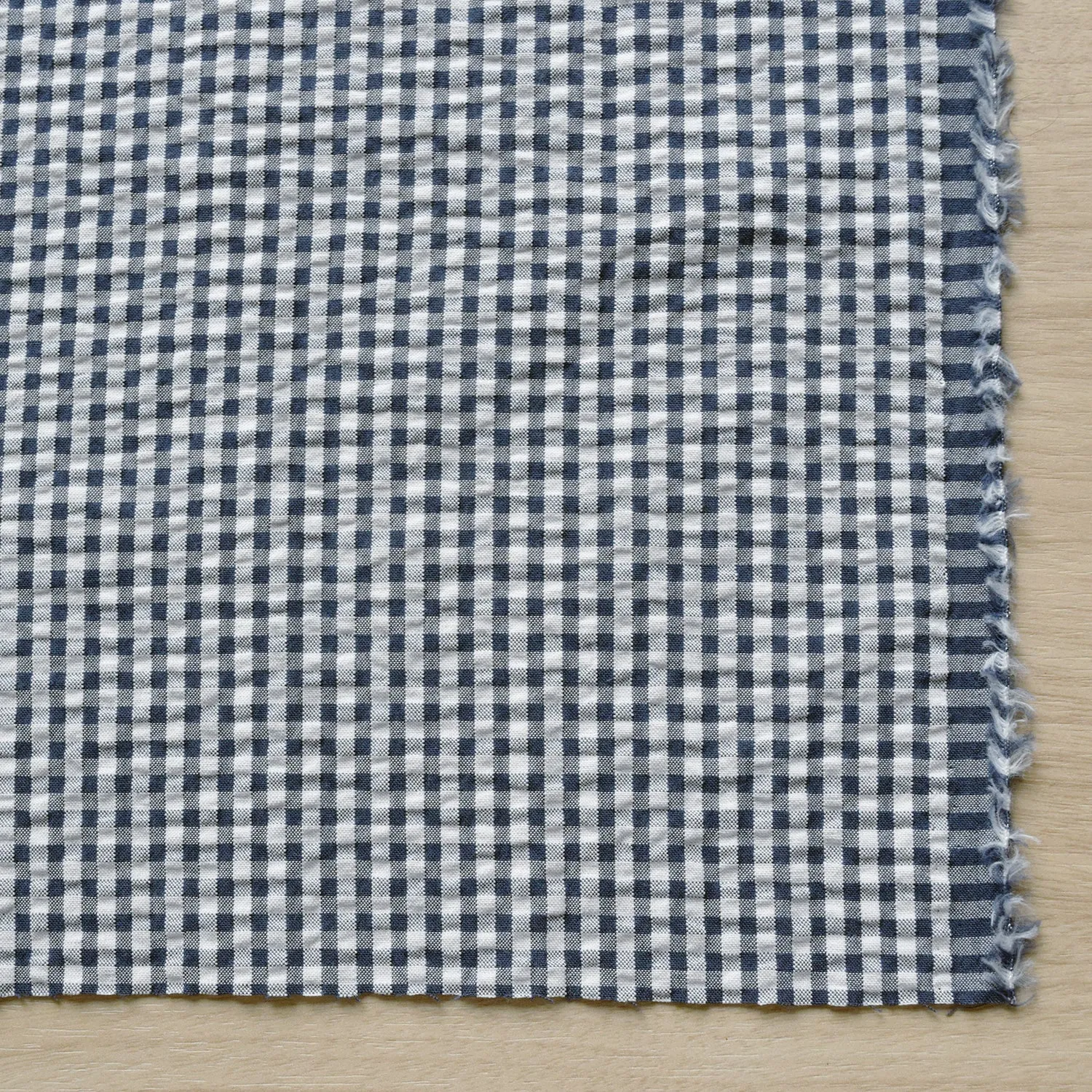 Yarn Dyed Gingham Seersucker Organic Cotton Fabric TS-2039-1